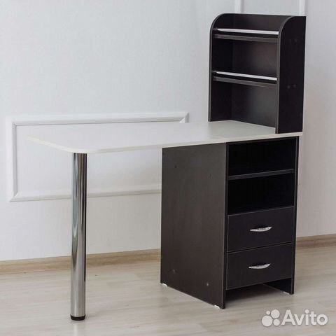 Маникюрный стол складной новый