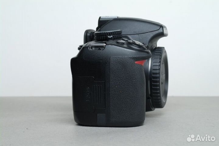 Фотоаппарат Nikon D3100 body