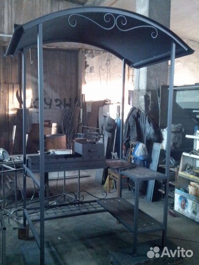 Мангал 4 мм с крышей и рабочей зоной