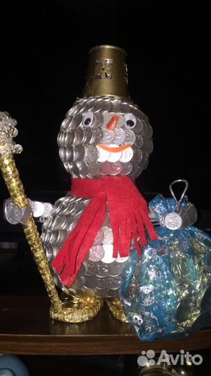 Снеговик Денежный из монет