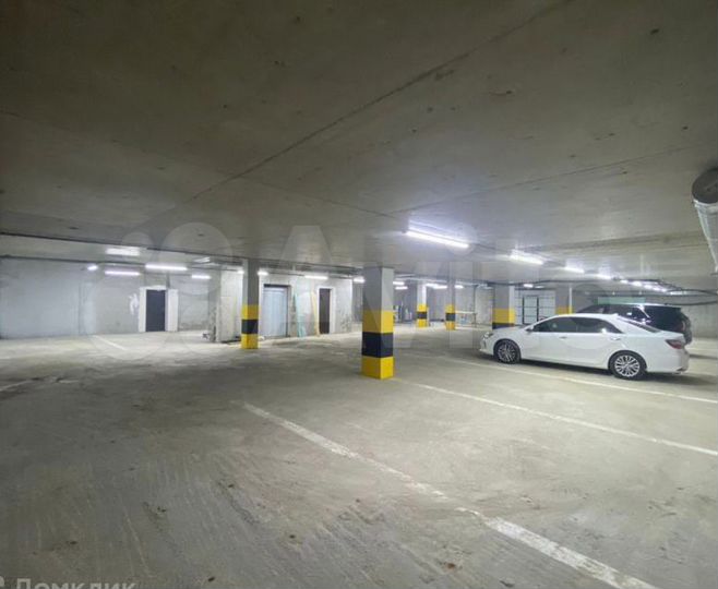 Машиноместо, 17 м²