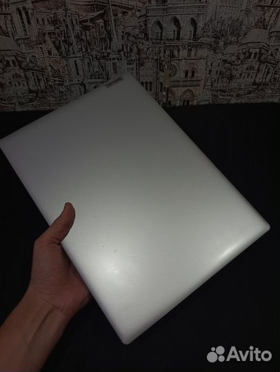 Lenovo IdeaPad 1