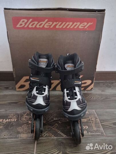 Роликовые коньки детские Bladerunner р-р 28-32