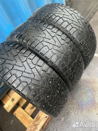 Pirelli Ice Zero 225/60 R18 104T