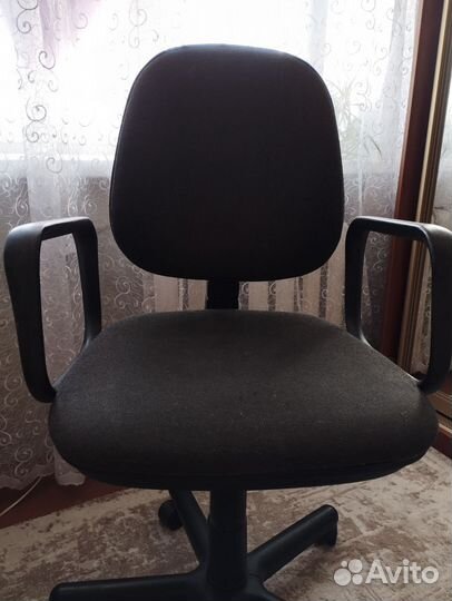 Компьютерное кресло