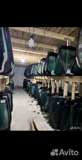 Лобовое стеклона любое авто