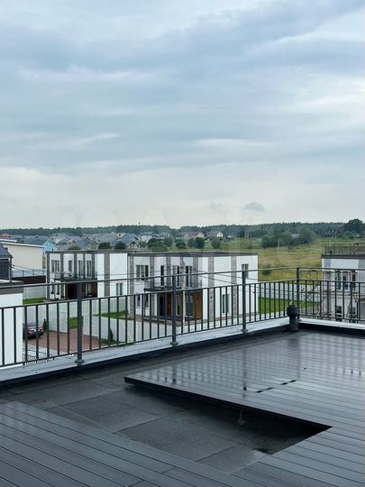 Дом 218 м² на участке 9,1 сот.