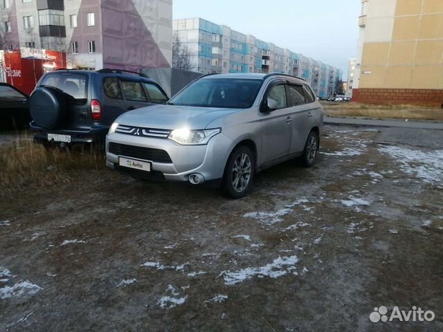 Mitsubishi Outlander 2.4 CVT, 2014, 221 000 км с пробегом, цена 1599999 руб.