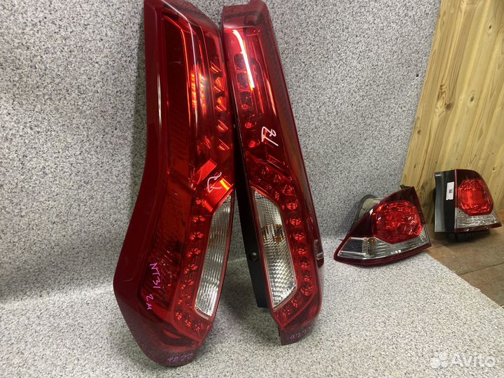 Фонарь Nissan X-Trail T31