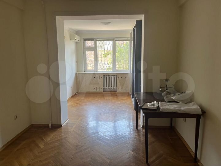 2-к. квартира, 60 м², 2/5 эт.