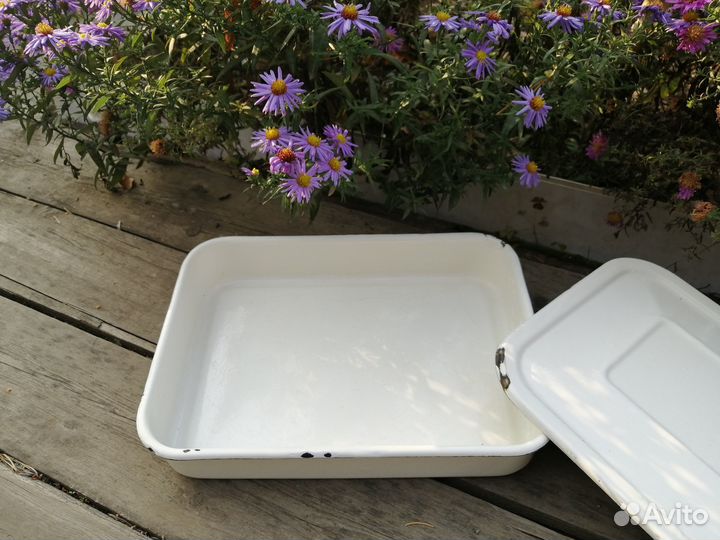 Лотки эмалированные для холодца, заливного, выпечк