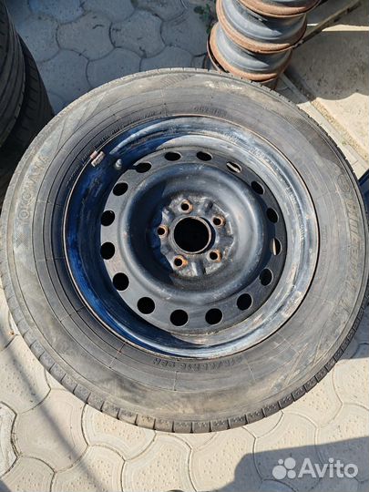 215/65 R16 Yokohama BluEarth с дисками или без