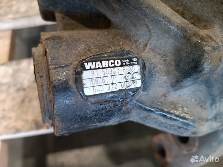 Суппорт тормозной задний правый Man Tgx