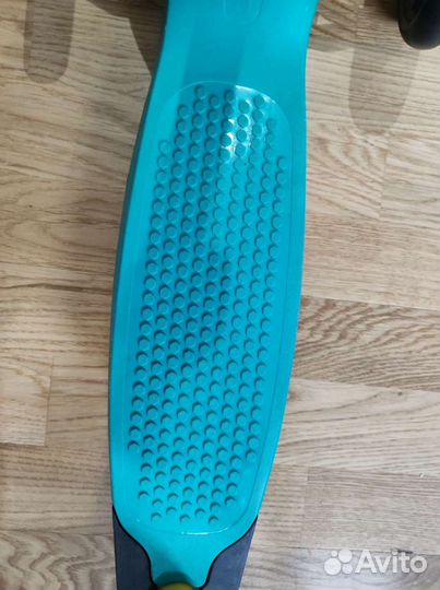 Трёх колёсный детский самокат oxelo