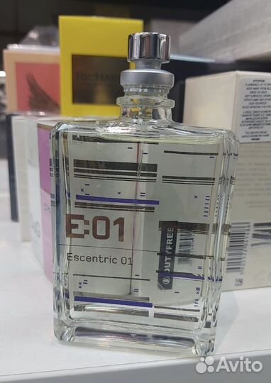 Escentric molecules E 01