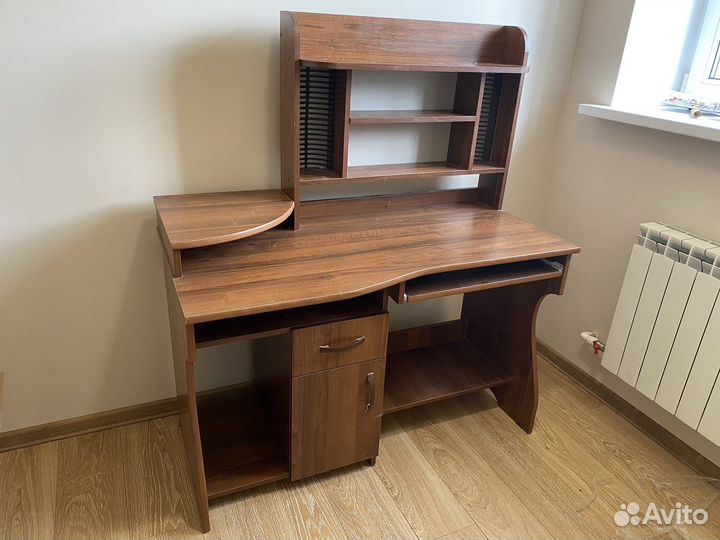 Компьютерный стол бу