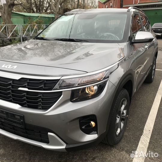 Kia Seltos 2.0 CVT, 2023, 885 км