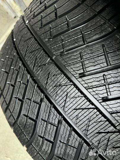 Michelin Pilot Alpin 5 SUV 275/40 R21 и 305/35 R21 V