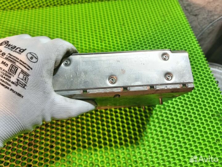 Усилитель звука Mercedes-Benz S-Class