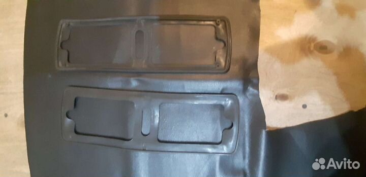 Уплотнительные резинки заднего фонаря