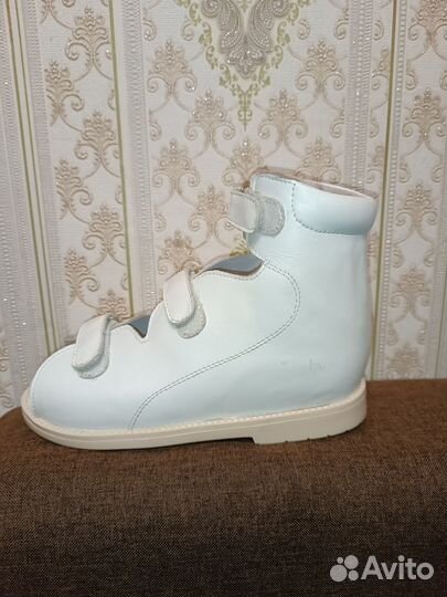 Босоножки детские