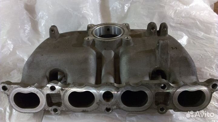 Колектор впускной Insignia