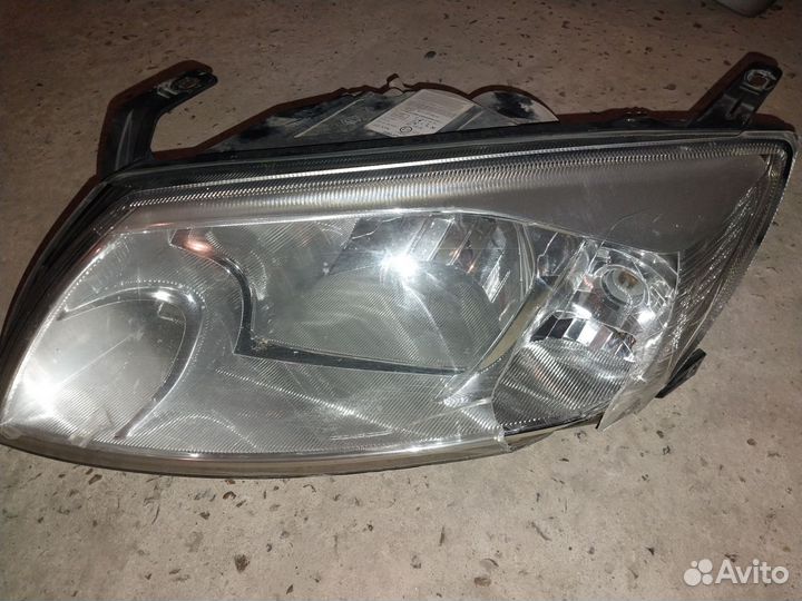 Фара левая granta 2013