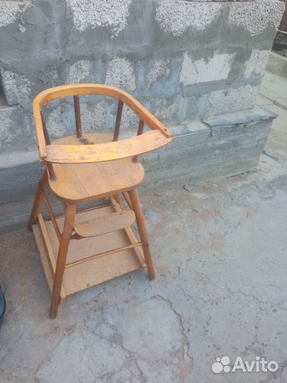 Детский стол и стул