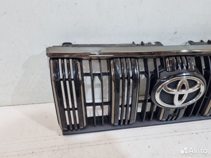 Решетка радиатора Toyota Land Cruiser Prado 150