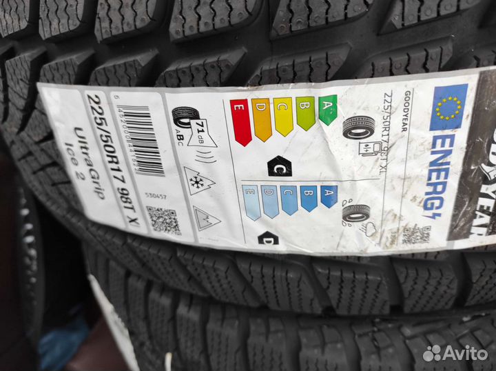 Goodyear UltraGrip Ice 2 225/50 R17 98T