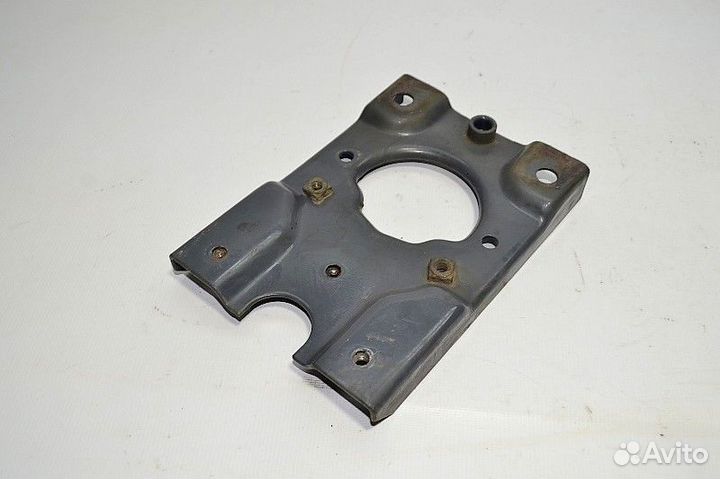 Кронштейн крепления фары, левой volvo FH16 (01.93)