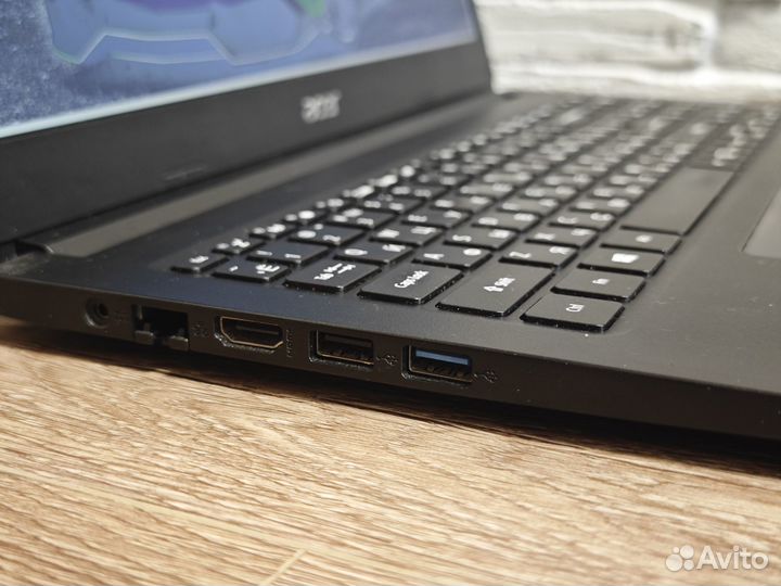 Современный ноутбук Acer FullHD/SSD240 как новый