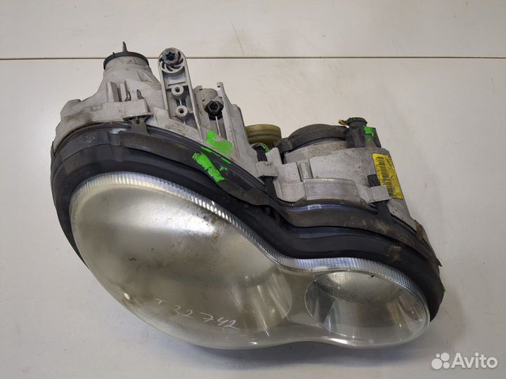 Фара (передняя) Mercedes C W203, 2006