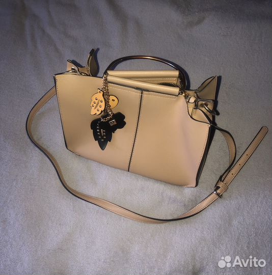 Женская одежда