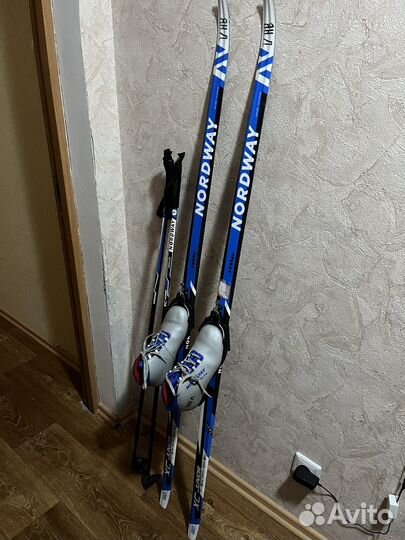 Лыжи беговые детские 160 комплект