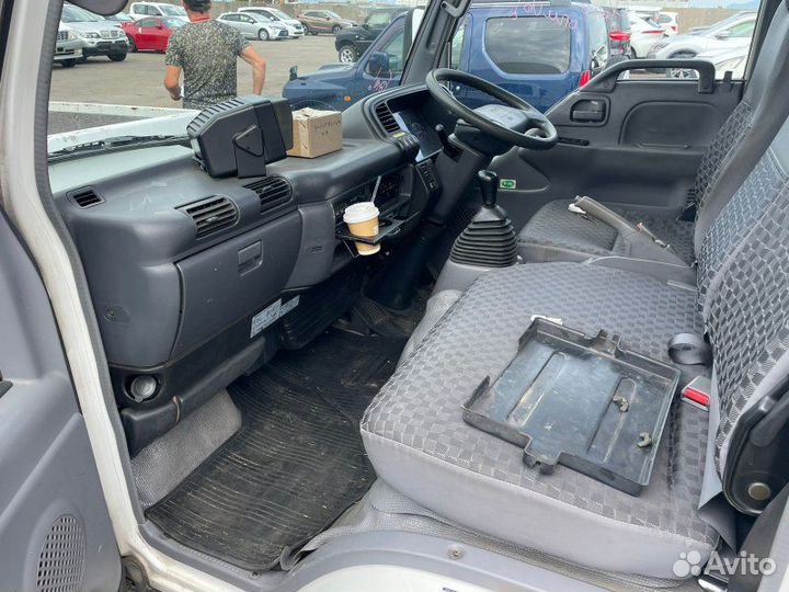 Кабина, в сборе Nissan Atlas AKR81E 2005