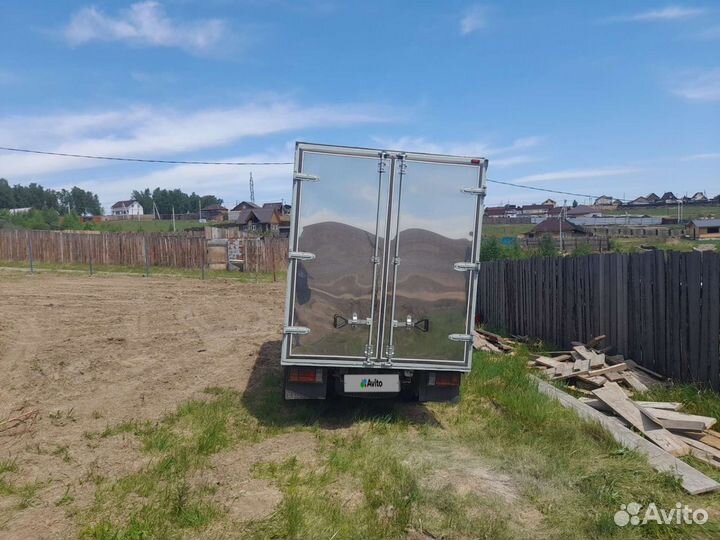 Isuzu Elf (N-series), 1993