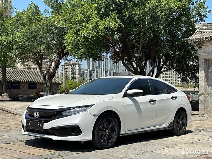 Honda Civic 1.5 CVT, 2021, 40 000 км