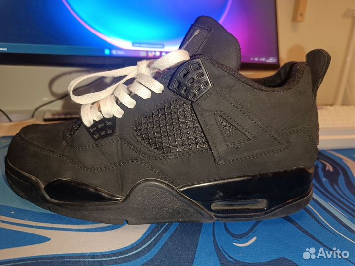 Jordan 4 black cat