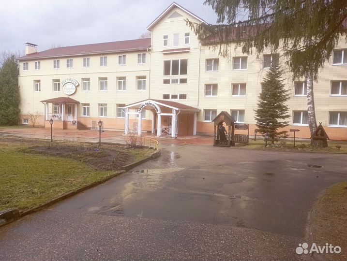 Администратор гостиницы отеля