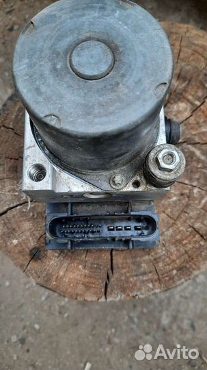 Блок ABS Абс для Tiida Nissan 1,6 C11