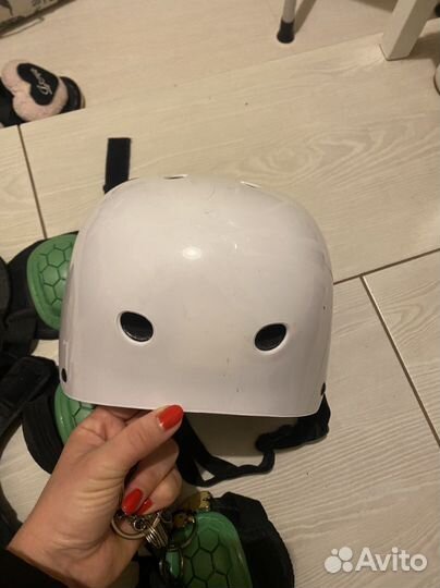 Шлем детский для роликов и защита
