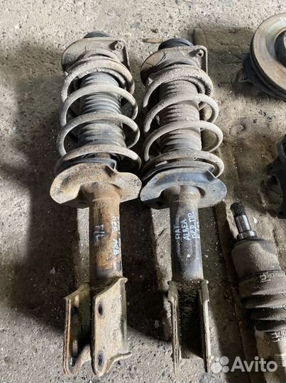 Стойки передние Fiat albea