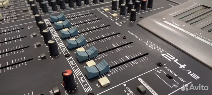 Микшерный пульт Yamaha GF 24-12