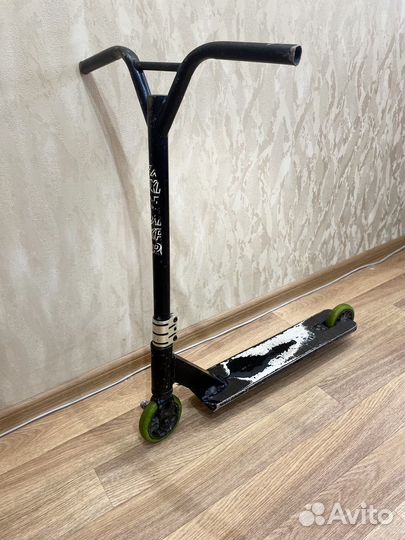 Трюковой самокат