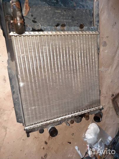 Радиатор основной Renault Symbol 2001 7700430647