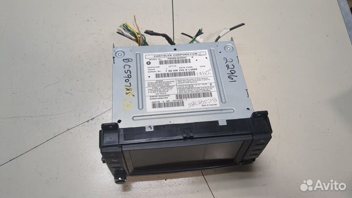 Магнитола Jeep Grand Cherokee, 2011