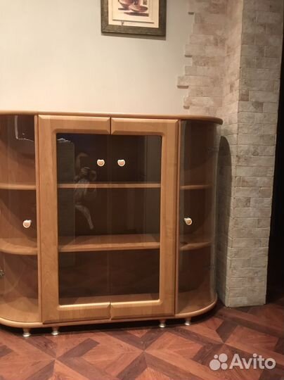 Шкаф буфет для посуды