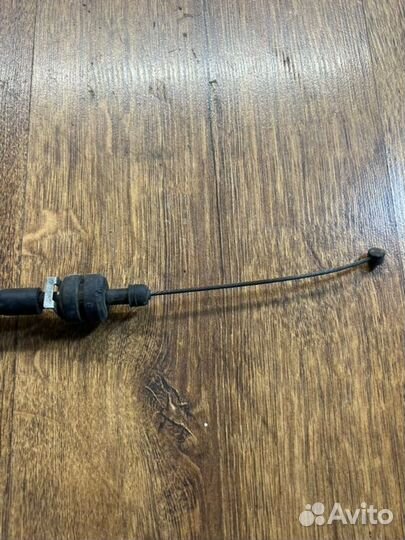 Тросик газа Chevrolet Aveo седан 1 2008