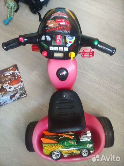 Музыкальный трёхколёсный велосипед